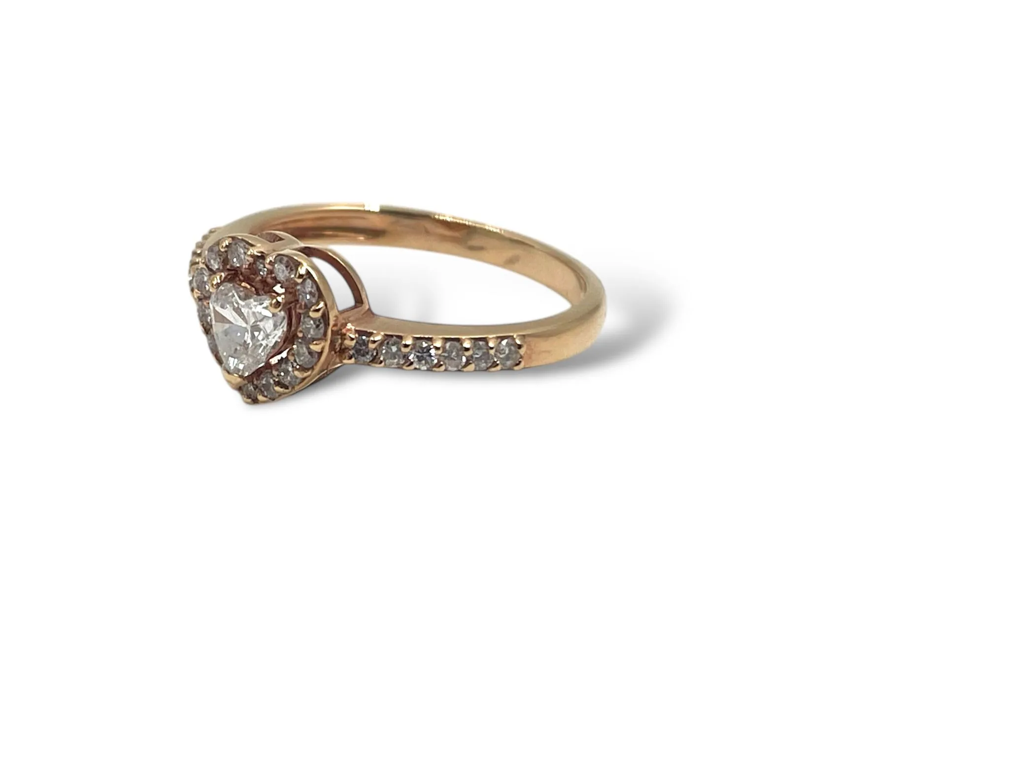 Anello con diamante a cuore