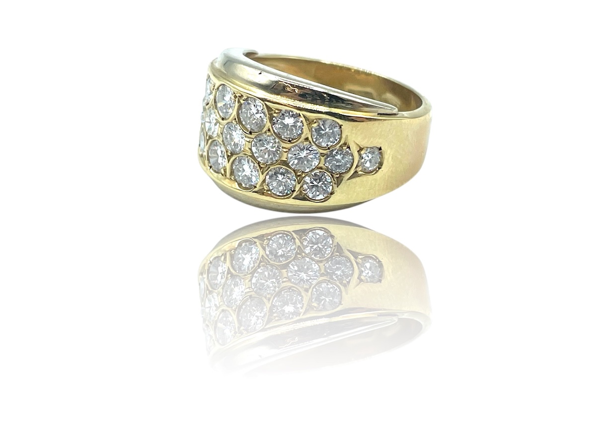Anello oro giallo e diamanti