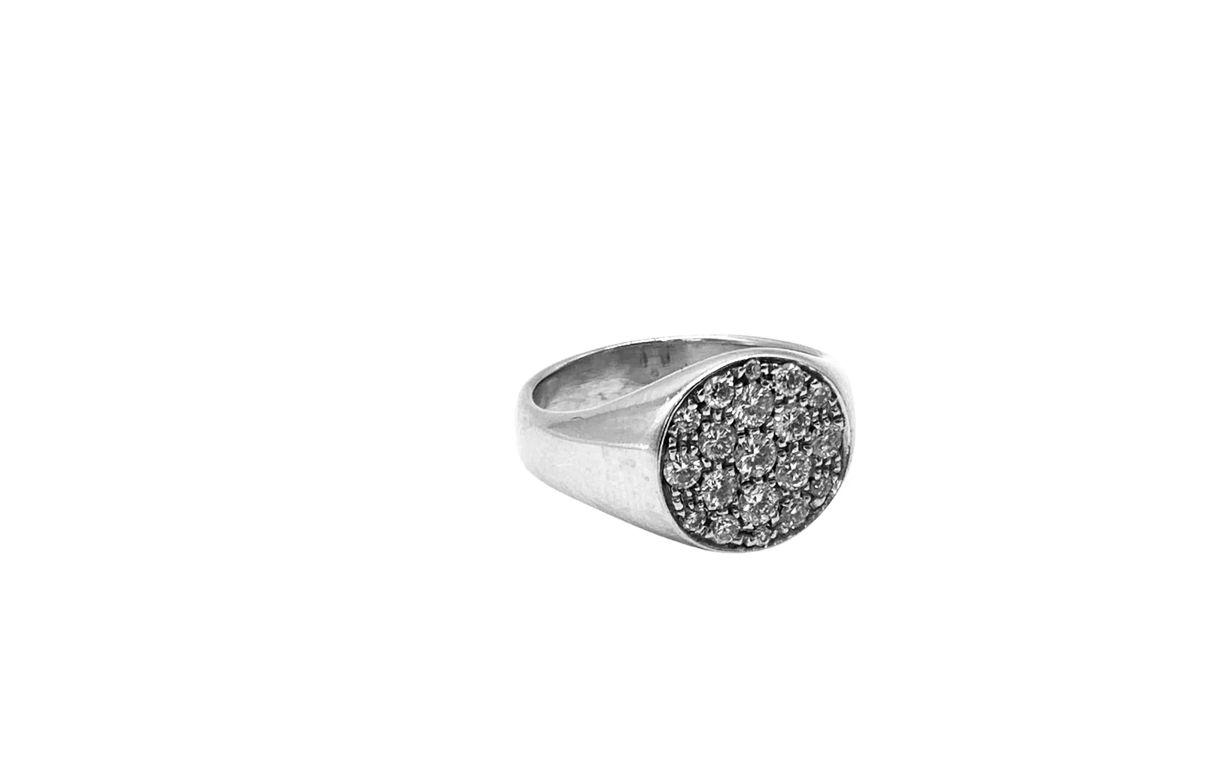 Anello sigillo tondo con brillanti usato