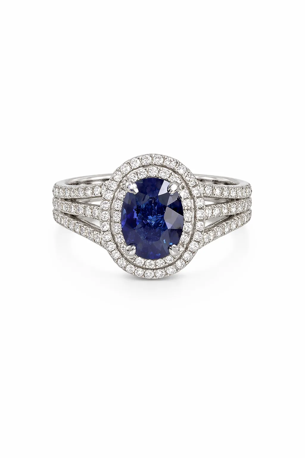Anello zaffiro contornato da diamanti