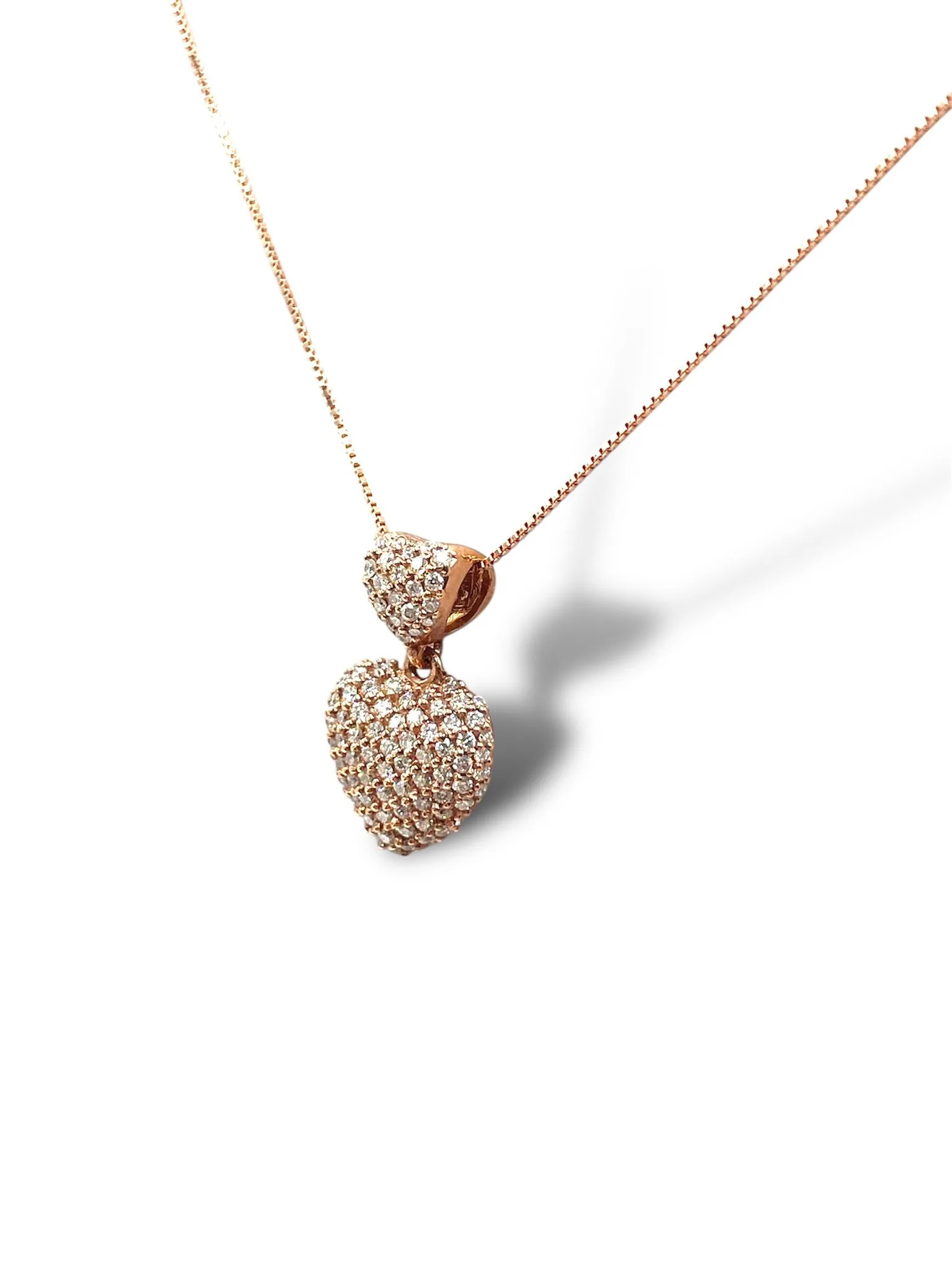Collana cuore pavè di diamanti in oro rosa