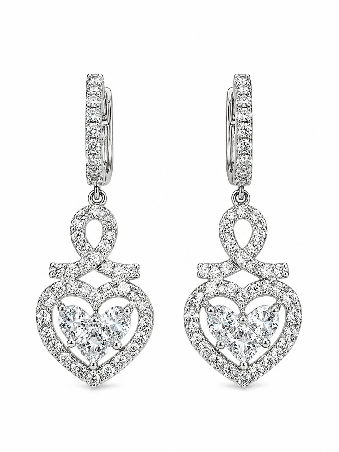 Orecchini pendenti con cuori e brillanti
