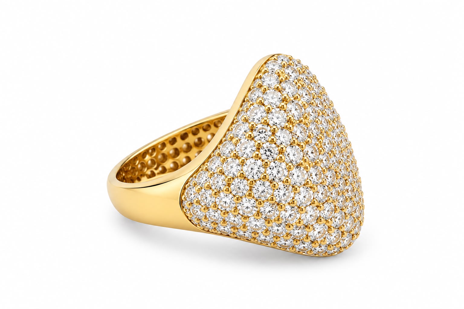 Anello tipo sigillo oro giallo e diamanti